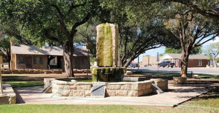 This Tiny Texas Town Feels Like a Western Movie Set—But It’s Real