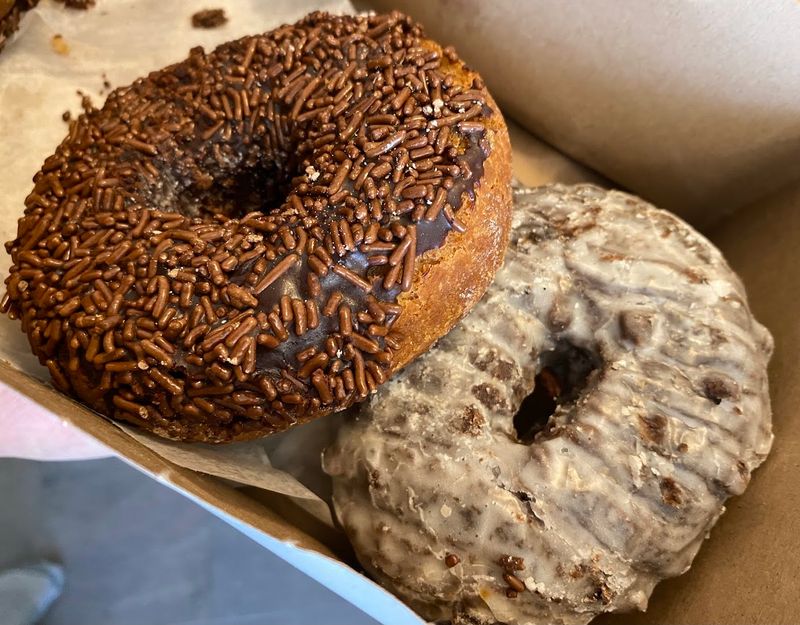 Lyndell&rsquo;s Bakery (Somerville)