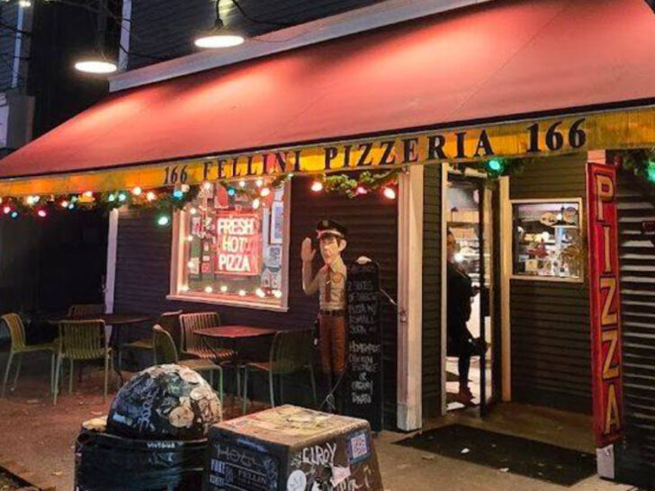 Where Pizza Dreams Come True—7 Classic Restaurants in Rhode Island