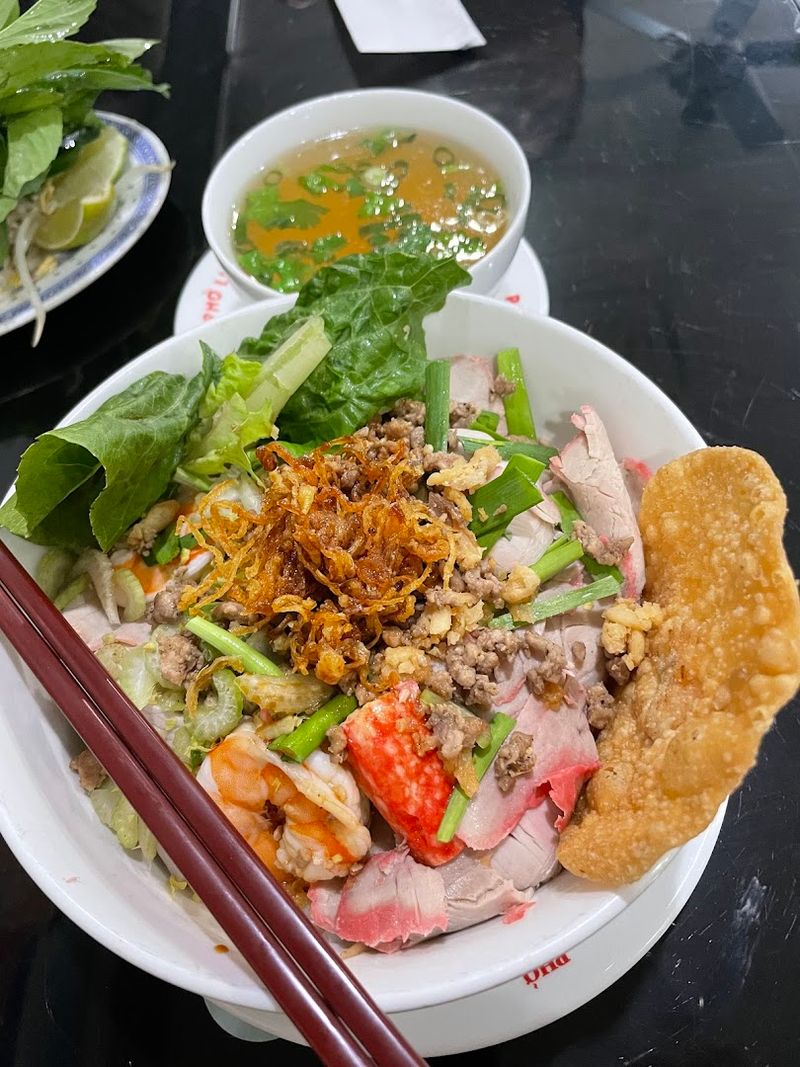 Noodles, Cuts, And Texture