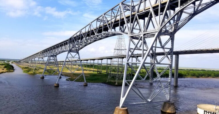 Would You Cross One of the Most Nerve-Racking Bridges in Texas?