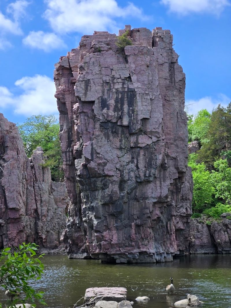 Palisades State Park (Garretson)