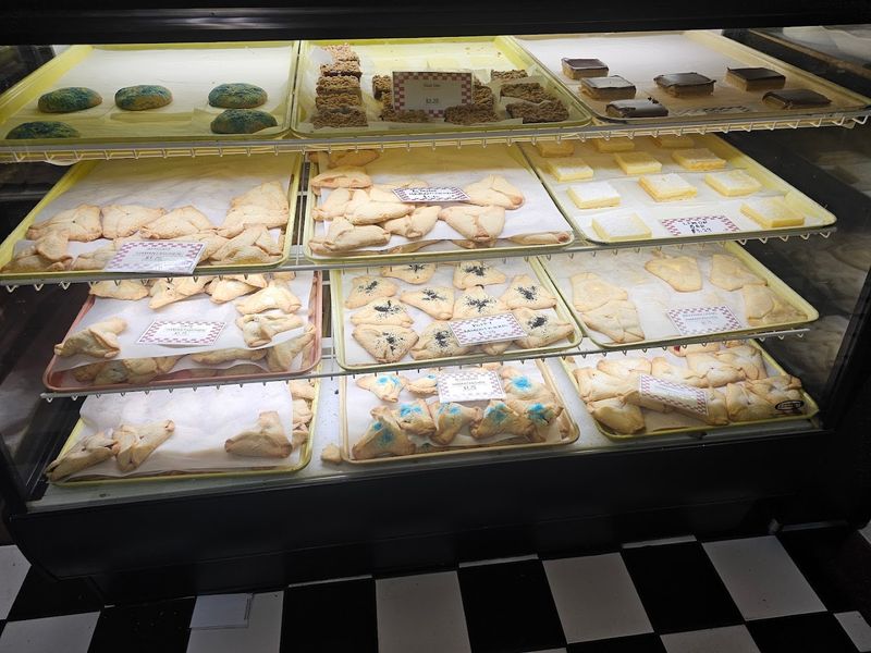 Sides, Sweets, and the Full Cecil's Experience