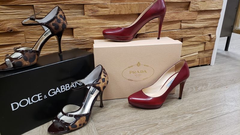 Shoes, Fitting Rooms, and the Details That Save You Time