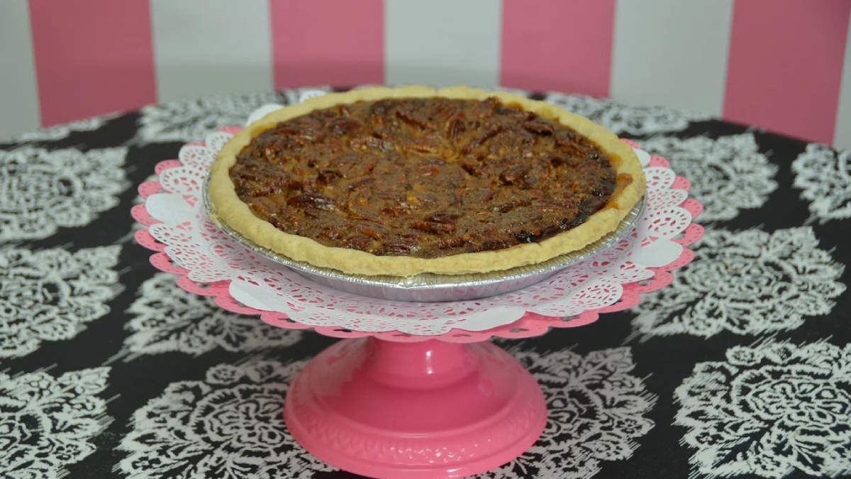 10 Tennessee Pie Shops That Prove Pecan Pie Never Goes Out of Style