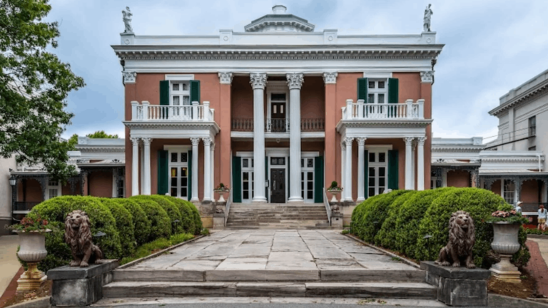10 of the Most Beautiful Buildings in Tennessee You’ll Want to See in Person