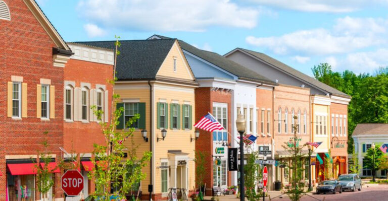 10 Ohio Small Towns So Pretty You’ll Want To Move There Instantly