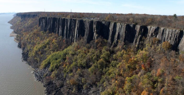 11 Jaw-Dropping Natural Wonders Hiding In Plain Sight Across New Jersey