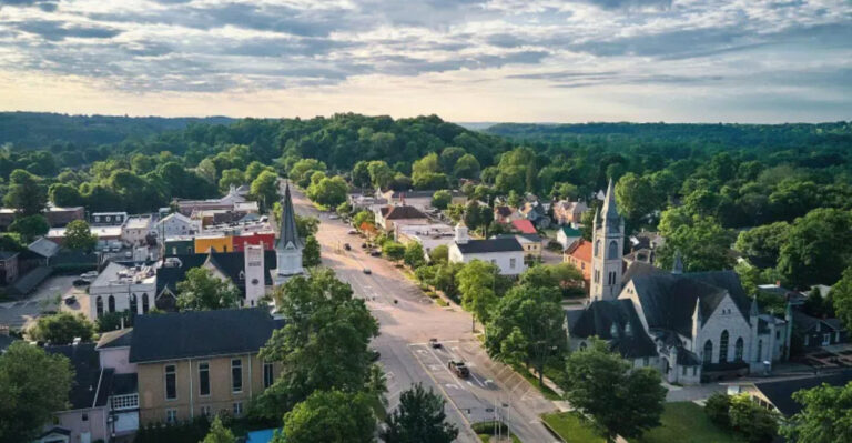 11 Tiny Ohio Towns So Beautiful, You’ll Want To Move There Immediately