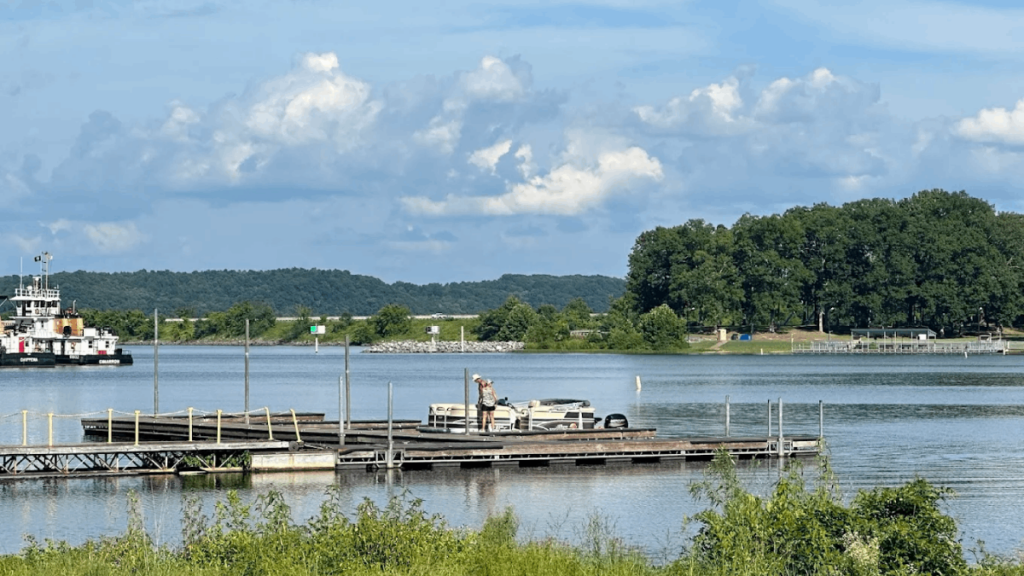 12 Peaceful Tennessee Escapes Where Everything Feels More Relaxed