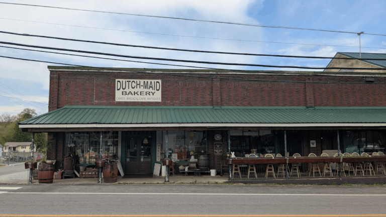 12 Tennessee Bakeries Tucked Away in Plain Sight With Seriously Incredible Pastries