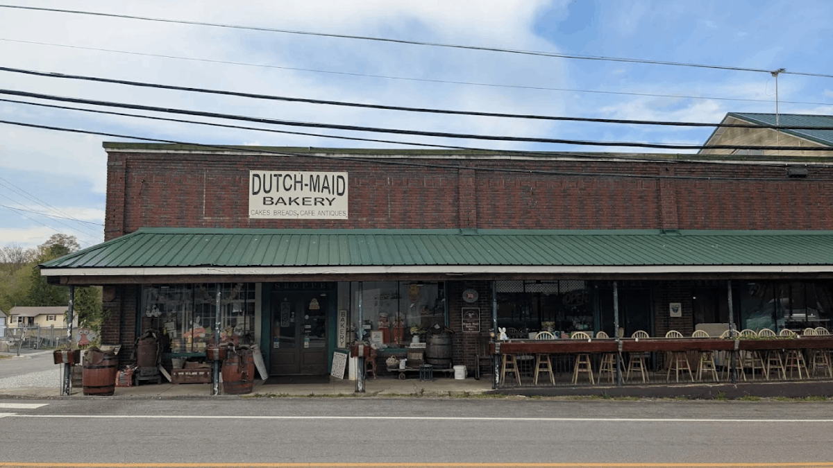 12 Tennessee Bakeries Tucked Away in Plain Sight With Seriously Incredible Pastries