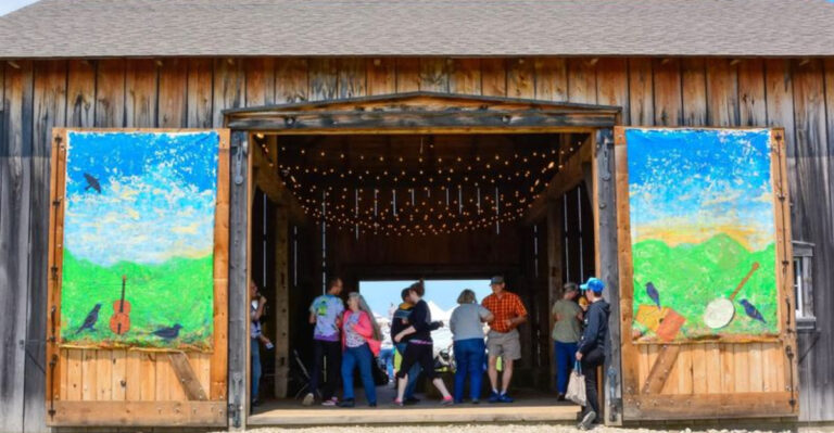 13 Festivals in Pennsylvania That Make Staying Home in May Feel Impossible
