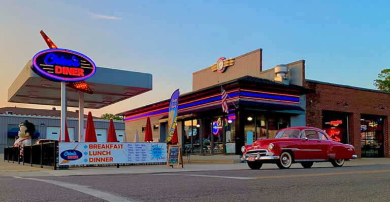 13 Fun And Wacky Restaurants In Ohio You Need To Try