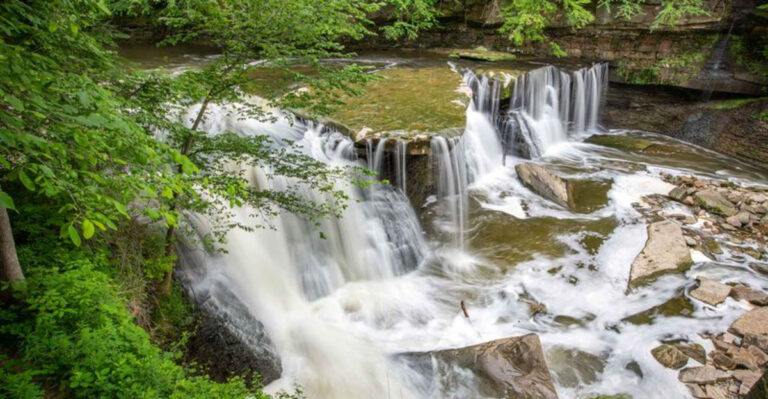 13 Ohio Waterfalls That Are Totally Worth The Drive This Spring (So Beautiful)