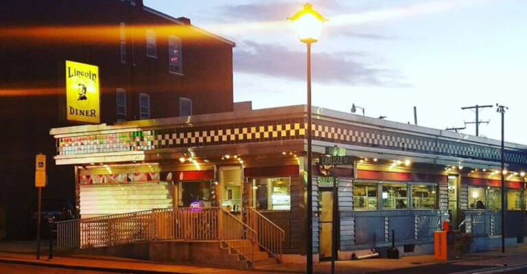 14 Must-Visit Pennsylvania Diners Serving the Best Comfort Food