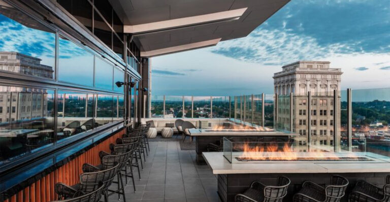 14 Rooftop Restaurants in Pennsylvania Offering Picture-Perfect Views