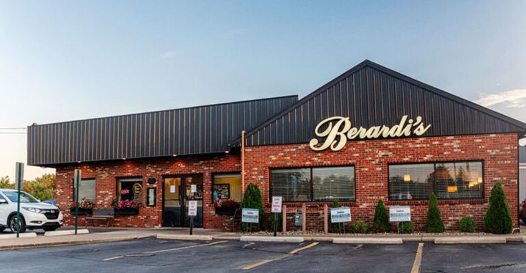 16 Ohio Small-Town Restaurants Absolutely Worth The Drive