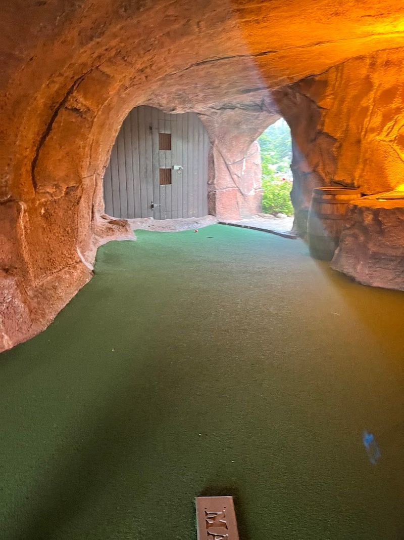 18 Holes Designed to Keep You Guessing