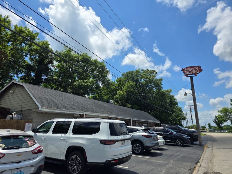 Smokey Pig Bar-B-Q (Bowling Green)