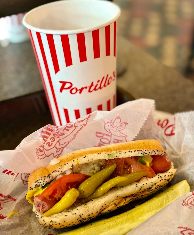 Portillo’s Downers Grove (Downers Grove) Portillo’s Downers Grove (Downers Grove)