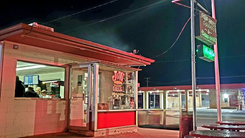 Why This Oklahoma Diner Still Feels Grounded