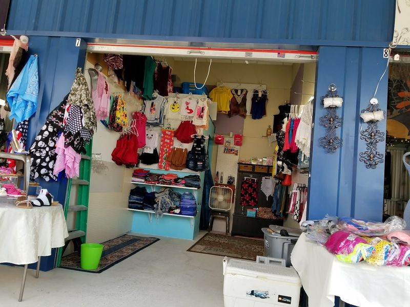Westbank Flea Market (Harvey)