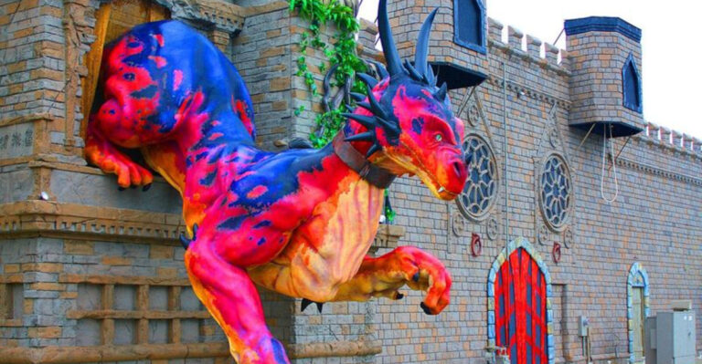 7 Whimsical Places In Ohio With Animatronics That Will Take You To Another World