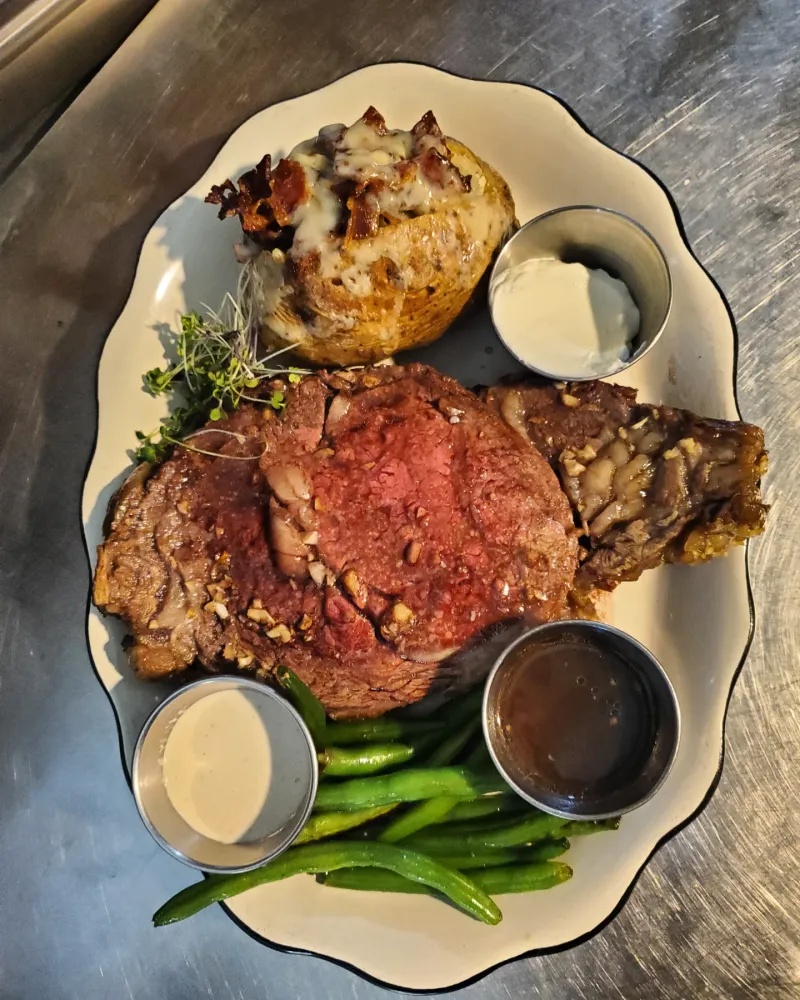 The Prime Rib Everyone Comes Back For