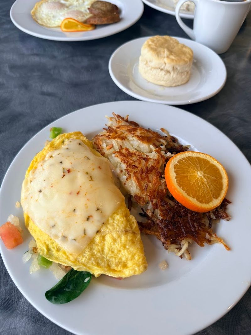 A $10 Breakfast That Still Feels Like a Deal A $10 Breakfast That Still Feels Like a Deal