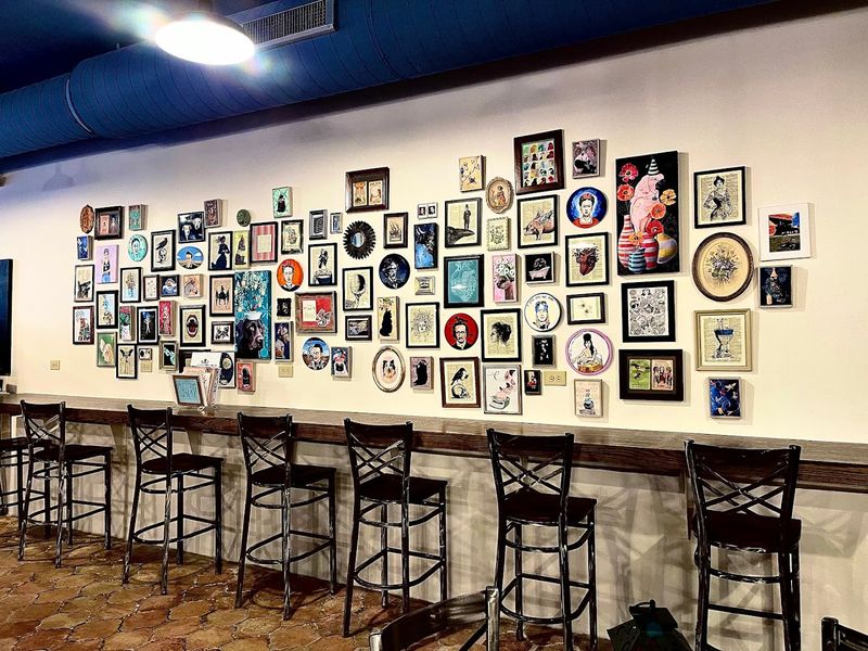 A Cafe That Makes You Want To Stay All Day
