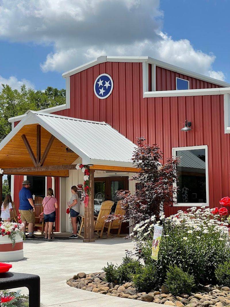 A Countryside Creamery Where The Cheese Starts On The Farm A Countryside Creamery Where The Cheese Starts On The Farm