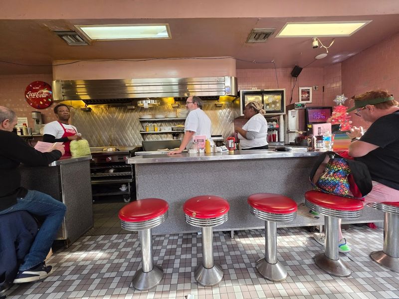 A French Quarter diner with real character