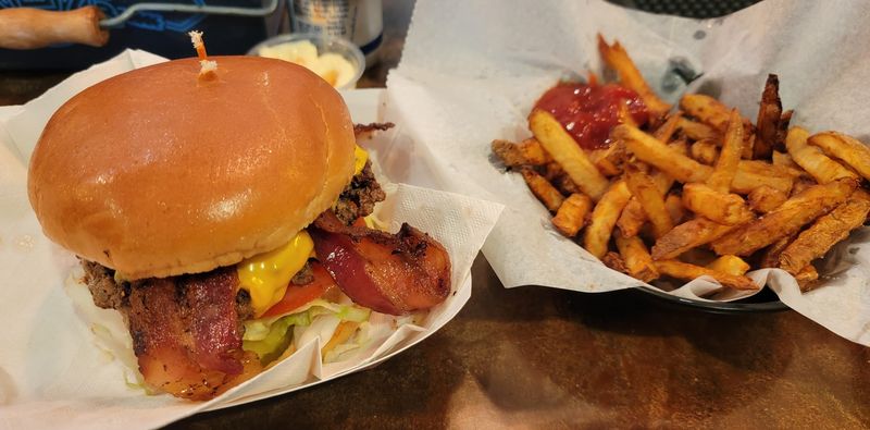 A Nebraska burger legend with real staying power