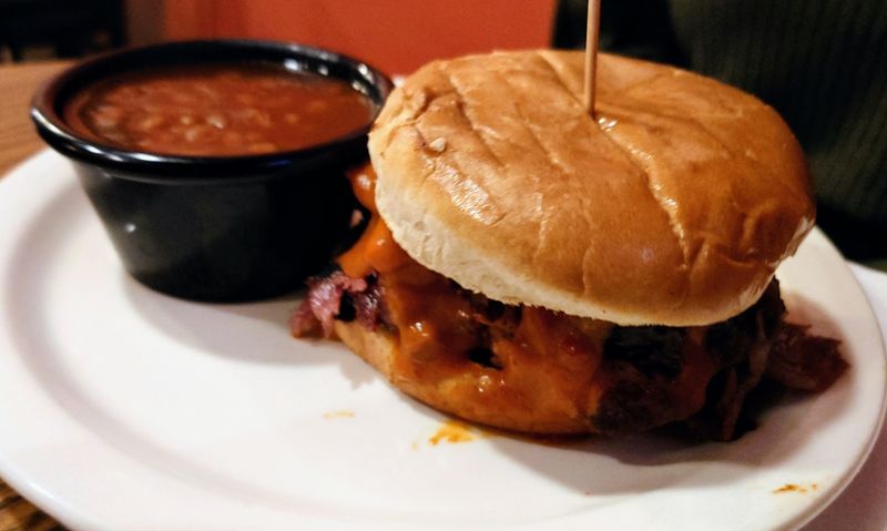 A No-Frills Memphis BBQ Spot With Serious Local Cred