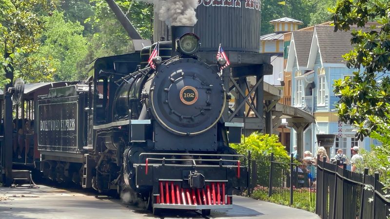 A Nostalgic Pigeon Forge Adventure That Belongs On Your Bucket List
