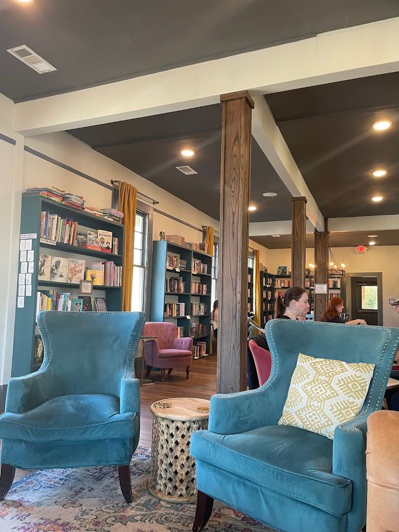 A Place Where You Can Actually Sit for Hours