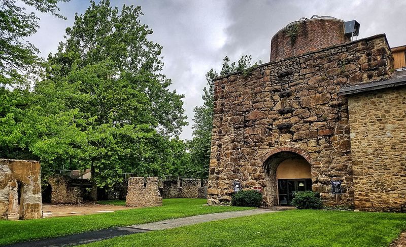 A memorable backdrop for weddings and portraits