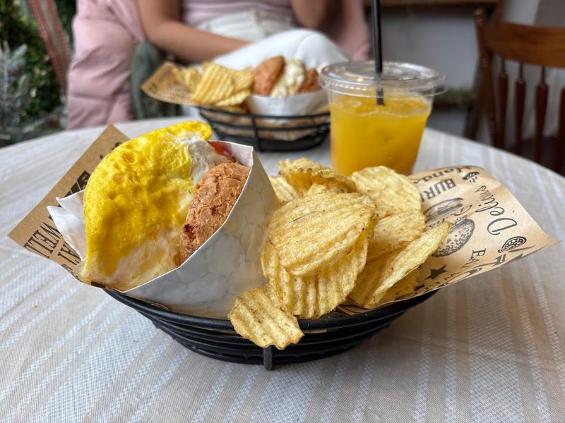 A menu that goes beyond the bread A menu that goes beyond the bread