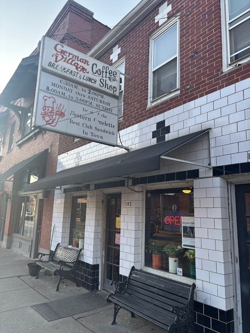 A neighborhood staple in one of Columbus’s best areas