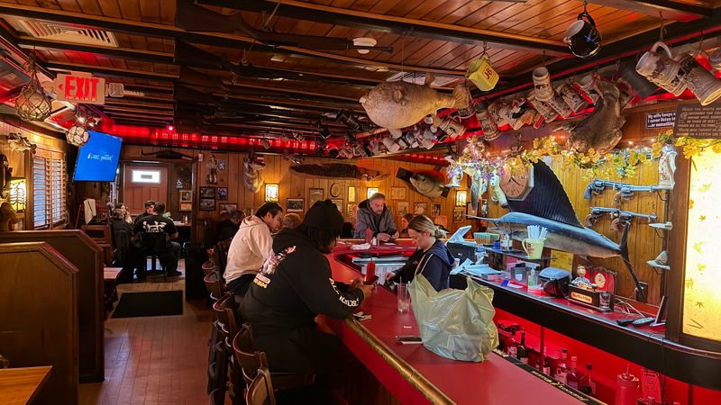 A no-frills dining room with old-school steakhouse charm