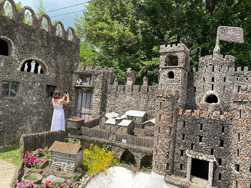 A perfect stop for curious families and photographers