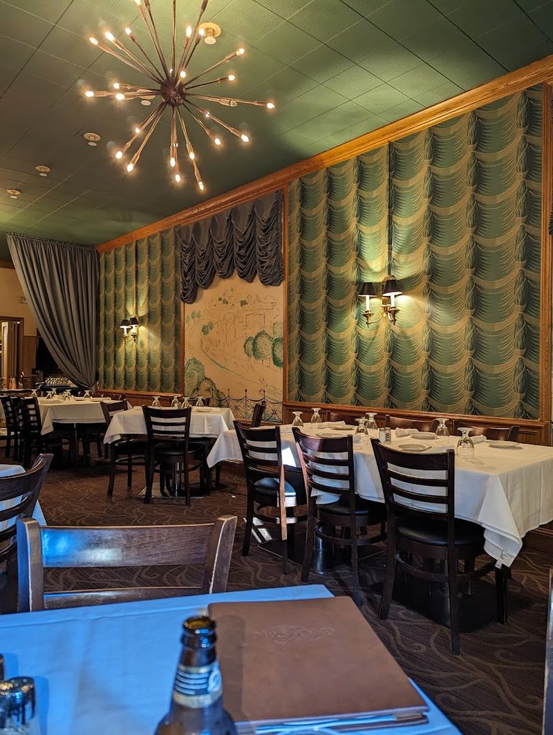 A timeless steakhouse atmosphere that still feels special