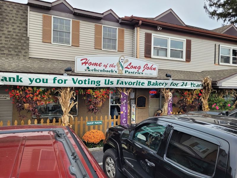Achenbach’s Pastries — Leola