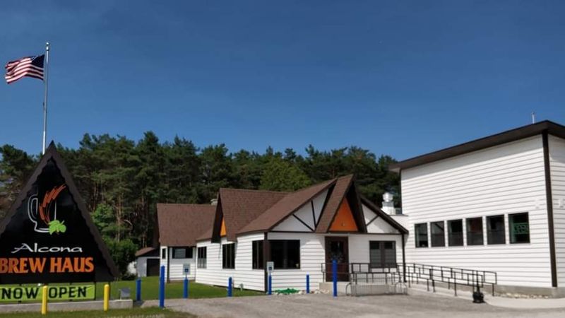Alcona Brew Haus, Harrisville