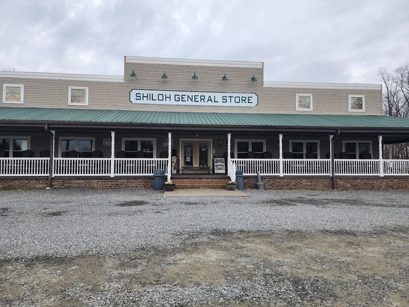 An Amish-style market with real small-town charm An Amish-style market with real small-town charm