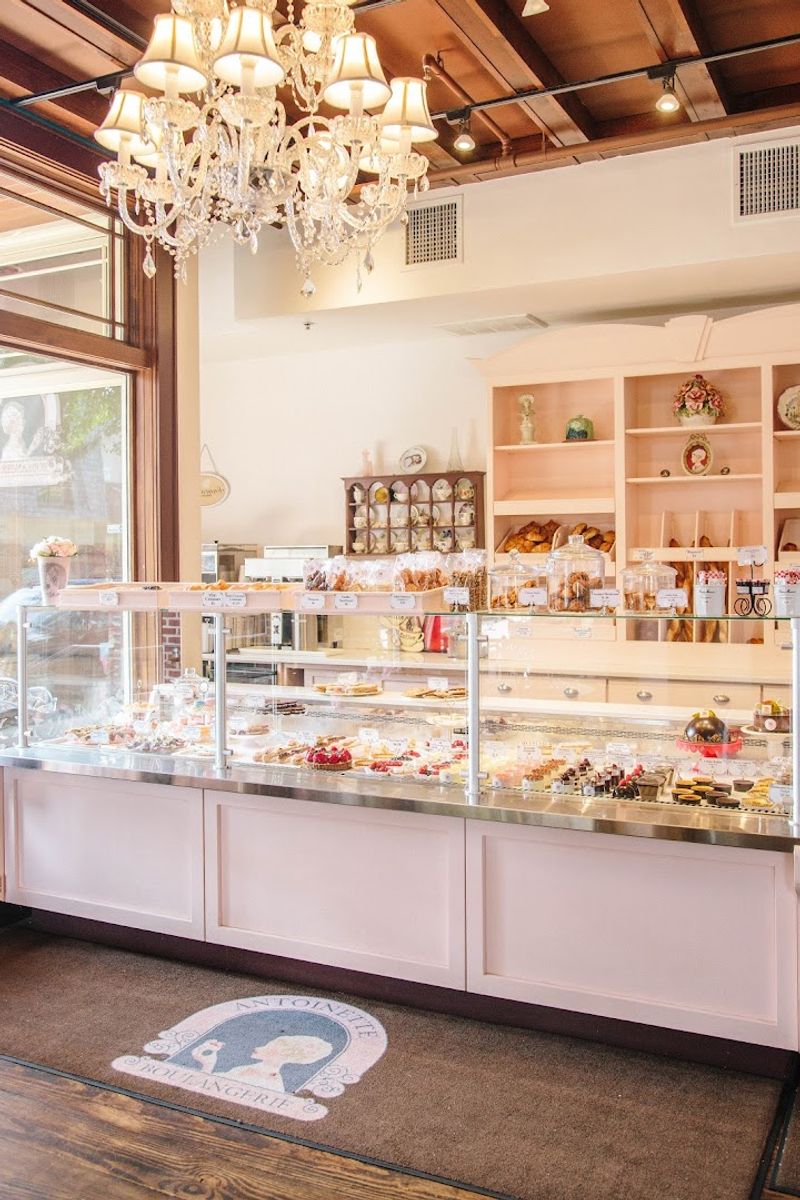 Antoinette Boulangerie — Red Bank