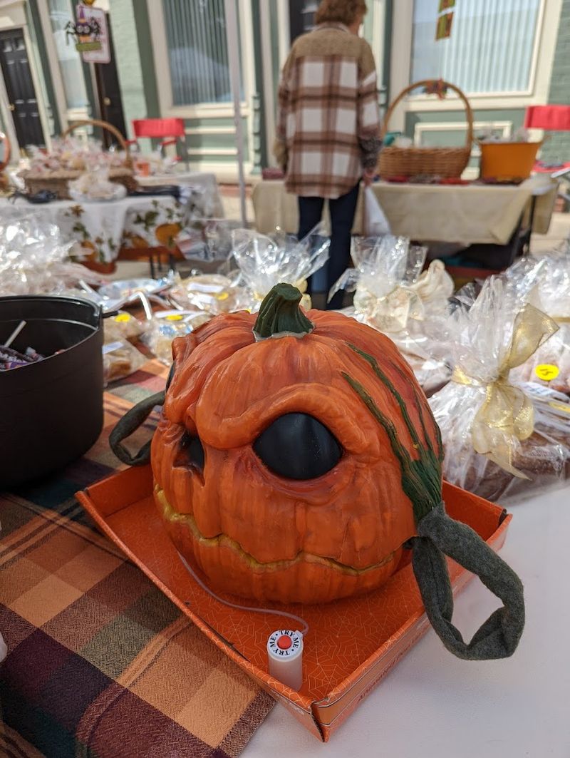 Appleumpkin Festival — October