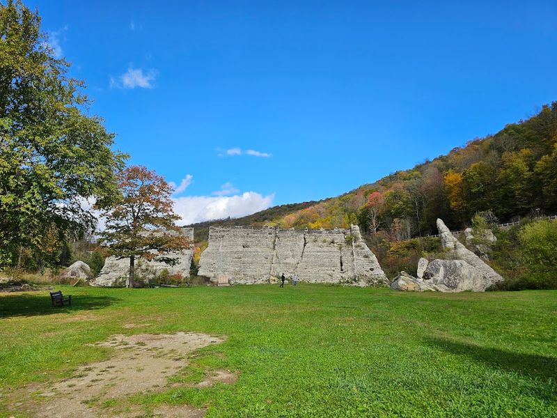Austin Dam Memorial Park