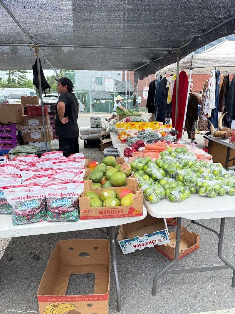 Avenel Flea Market